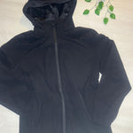 Campera Impermeable Alta Calidad con Capucha kyrios.